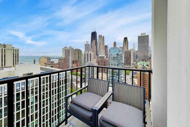 1230 N State Parkway 28A, Chicago, IL 60610