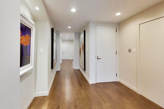1230 N State Parkway 28A, Chicago, IL 60610