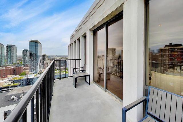 1230 N State Parkway 28A, Chicago, IL 60610