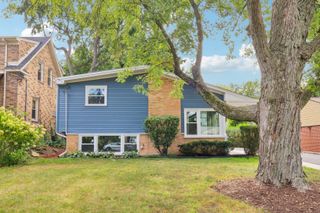 333 Elm Street, Glen Ellyn, IL 60137