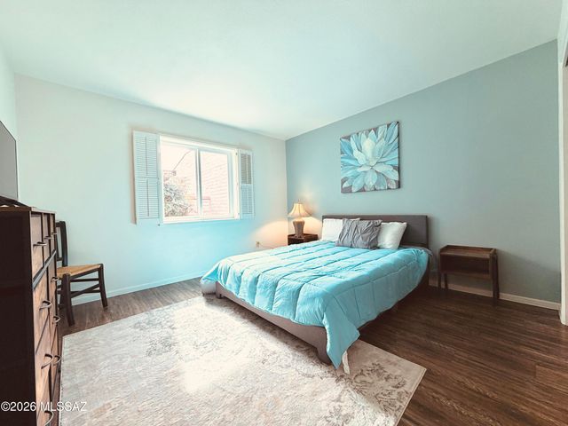 8449 N Via Tioga, Tucson, AZ 85704