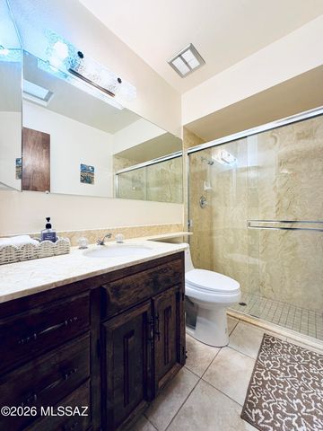 8449 N Via Tioga, Tucson, AZ 85704