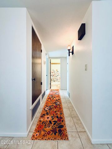 8449 N Via Tioga, Tucson, AZ 85704