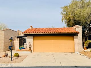 8449 N Via Tioga, Tucson, AZ 85704