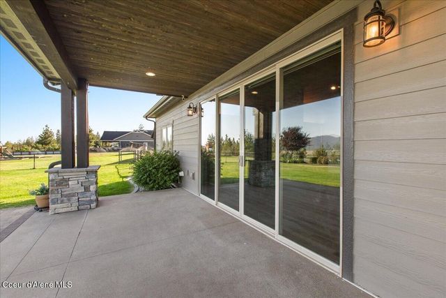 18289 W Palomar DR, Post Falls, ID 83854