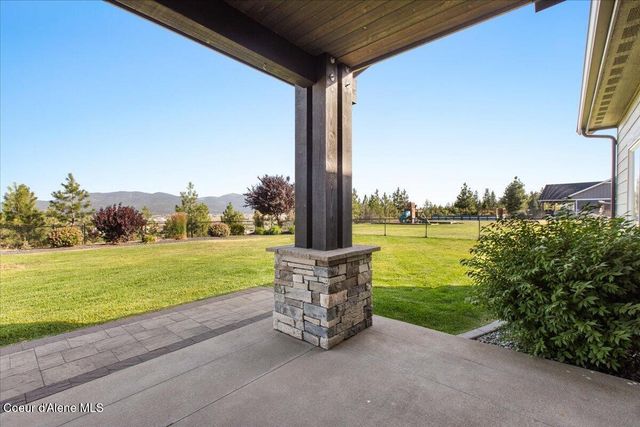 18289 W Palomar DR, Post Falls, ID 83854