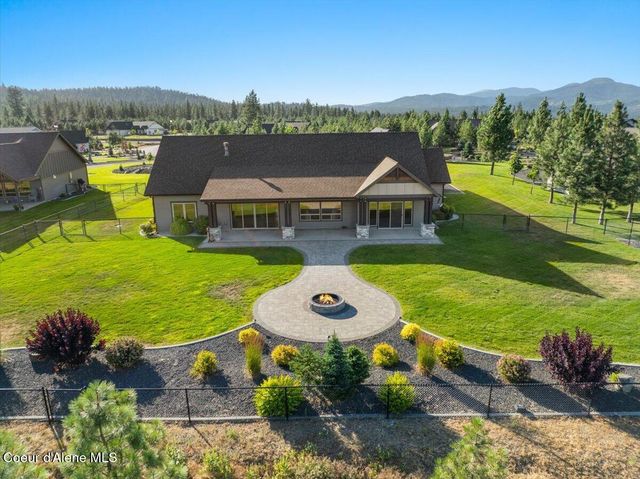 18289 W Palomar DR, Post Falls, ID 83854