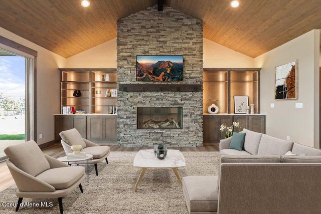 18289 W Palomar DR, Post Falls, ID 83854
