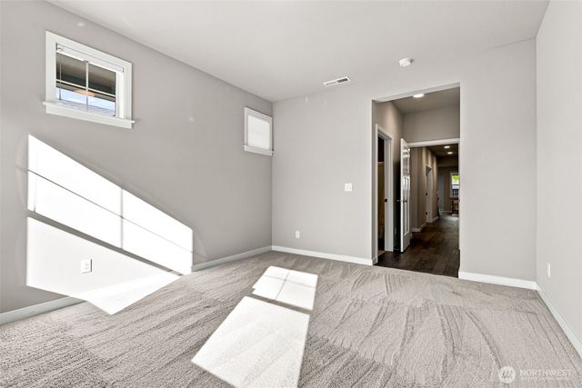 5612 Reef Lane NE, Lacey, WA 98516