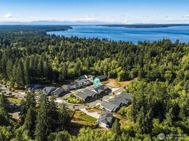 5612 Reef Lane NE, Lacey, WA 98516