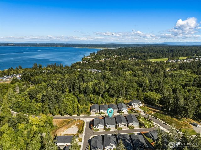 5612 Reef Lane NE, Lacey, WA 98516