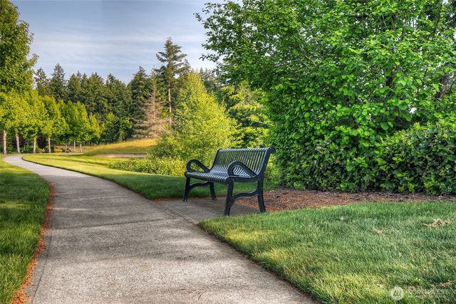 5612 Reef Lane NE, Lacey, WA 98516