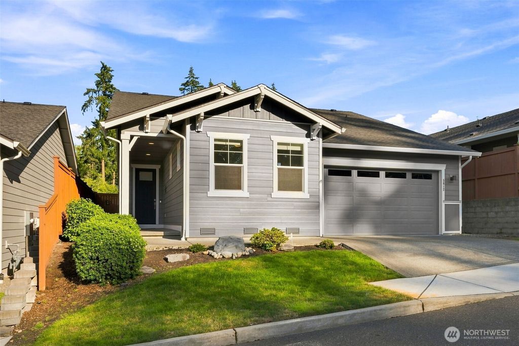 5612 Reef Lane NE, Lacey, WA 98516