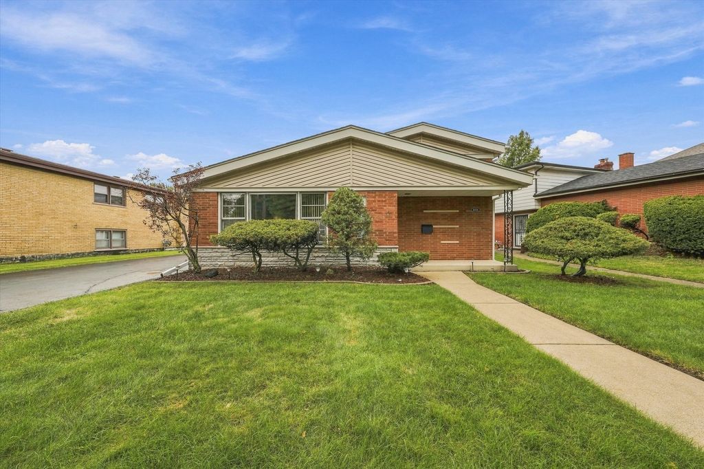 10624 S Kostner Avenue, Oak Lawn, IL 60453 — exterior
