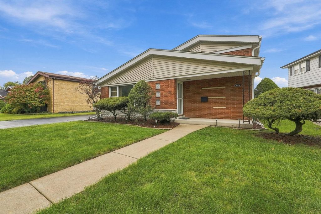 10624 S Kostner Avenue, Oak Lawn, IL 60453 — photo 2