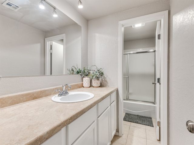 1105 W Delmar Street, Broken Arrow, OK 74012