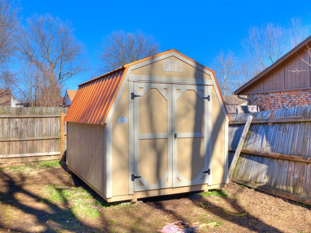 1105 W Delmar Street, Broken Arrow, OK 74012