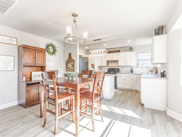 1105 W Delmar Street, Broken Arrow, OK 74012