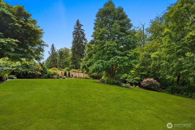3832 113th Drive SE, Snohomish, WA 98290