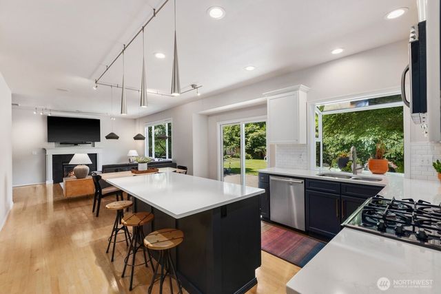 3832 113th Drive SE, Snohomish, WA 98290