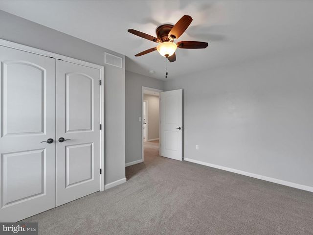 5095 S DEERFIELD AVE, Mechanicsburg, PA 17050