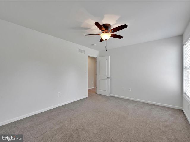 5095 S DEERFIELD AVE, Mechanicsburg, PA 17050