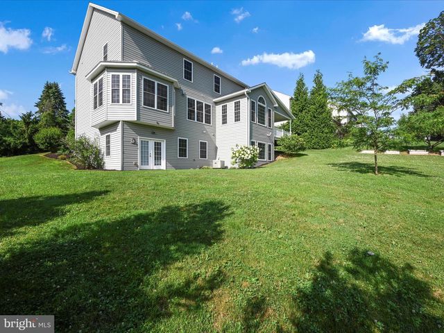 5095 S DEERFIELD AVE, Mechanicsburg, PA 17050