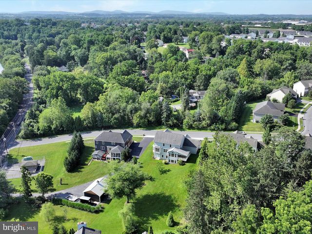 5095 S DEERFIELD AVE, Mechanicsburg, PA 17050