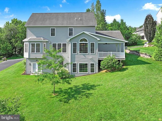 5095 S DEERFIELD AVE, Mechanicsburg, PA 17050