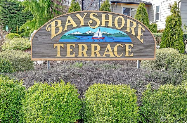1110 Bayshore Drive, Camano Island, WA 98282