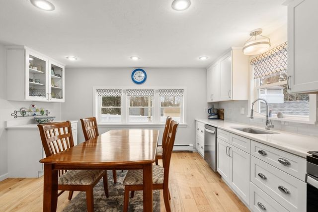 19 Overlook Road, Holbrook, MA 02343