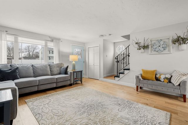 19 Overlook Road, Holbrook, MA 02343