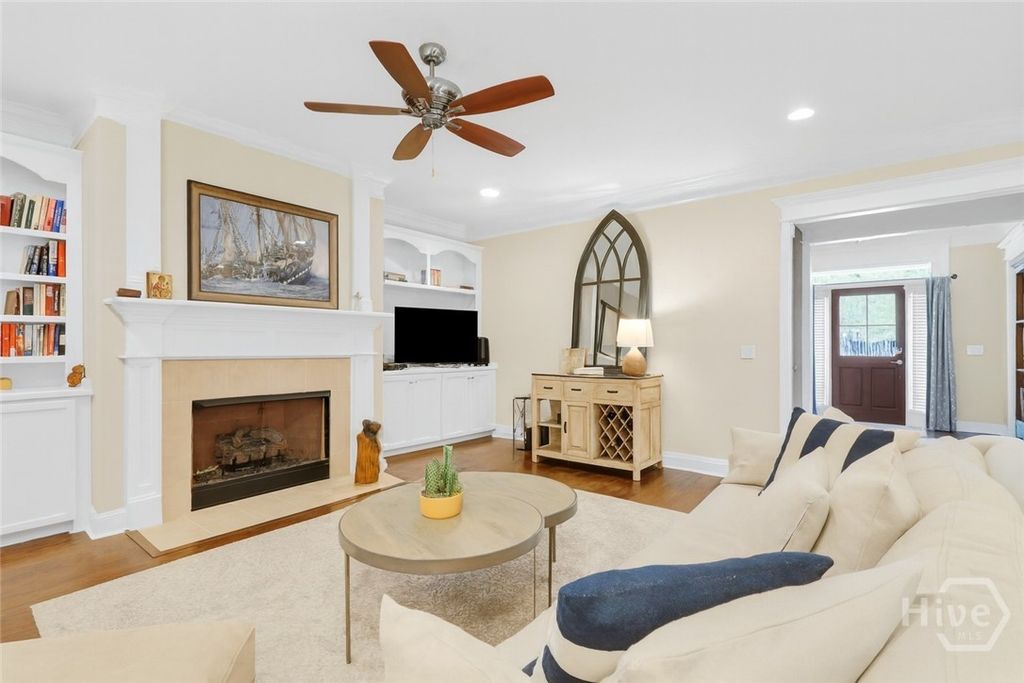 Image 6 of property listing at 106 Tupelo Street, Pooler, GA 31322