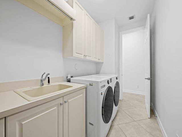 10920 HAWKS VISTA Street, Plantation, FL 33324