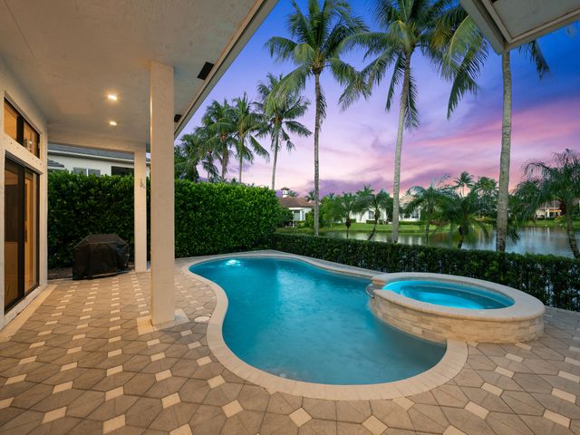 10920 HAWKS VISTA Street, Plantation, FL 33324