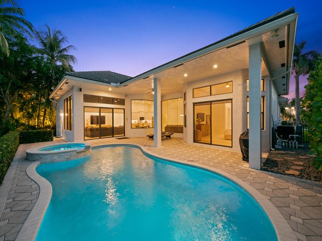 10920 HAWKS VISTA Street, Plantation, FL 33324