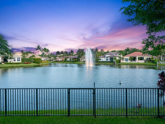 10920 HAWKS VISTA Street, Plantation, FL 33324