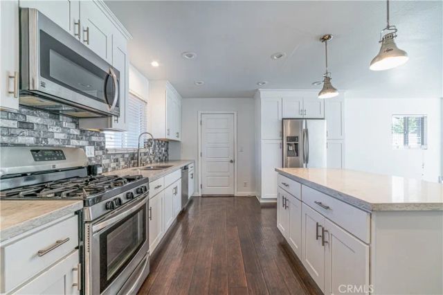 6666 Evelyn, Riverside, CA 92504