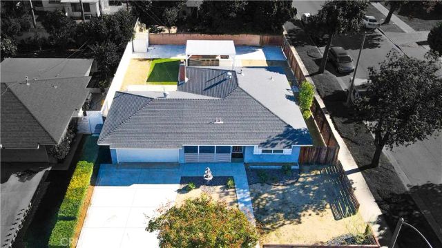 6666 Evelyn, Riverside, CA 92504