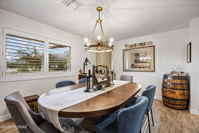 6020 N Swan Road, Tucson, AZ 85718