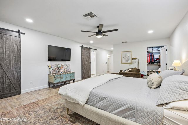 6020 N Swan Road, Tucson, AZ 85718