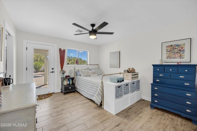 6020 N Swan Road, Tucson, AZ 85718