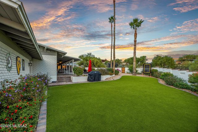 6020 N Swan Road, Tucson, AZ 85718