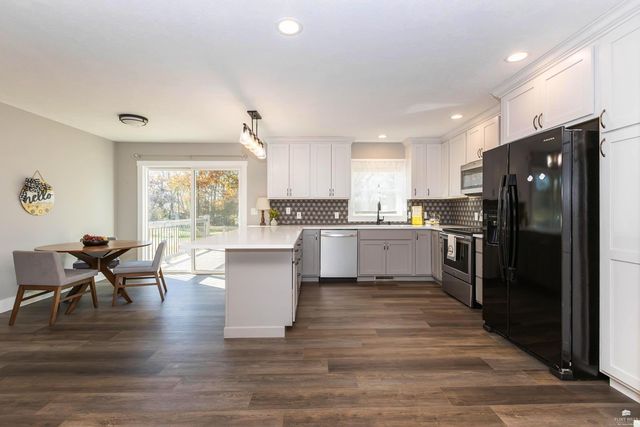 6250 HWY 99, Wamego, KS 66547