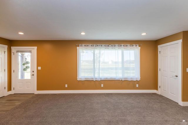 6250 HWY 99, Wamego, KS 66547