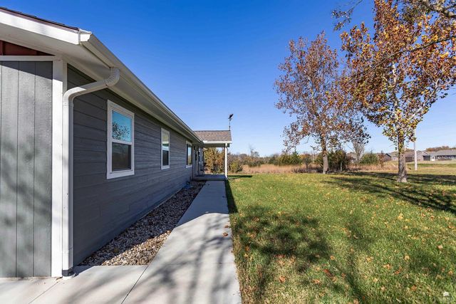 6250 HWY 99, Wamego, KS 66547