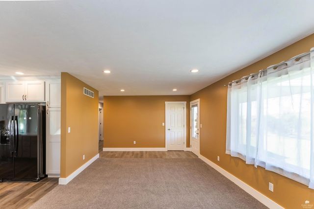 6250 HWY 99, Wamego, KS 66547