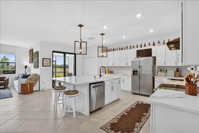 10865 SUN DROP STREET, Venice, FL 34293
