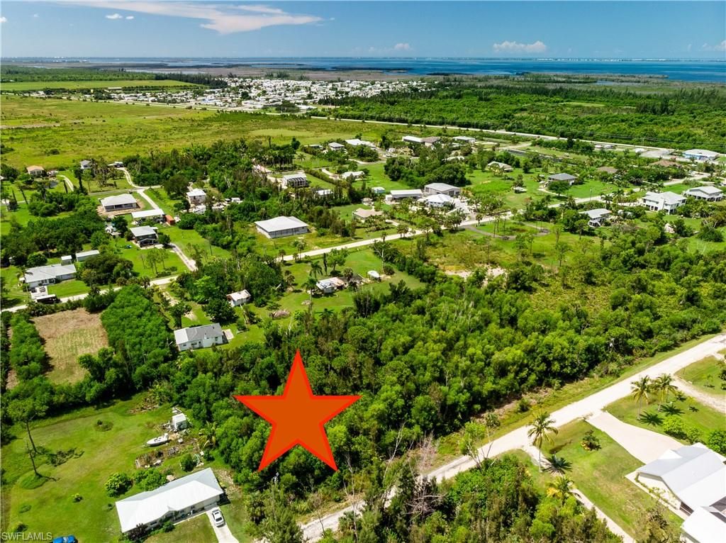 4549 Gulf Shore RD, ST. JAMES CITY, FL 33956 — photo 4
