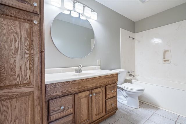 43 Britten Circle, Bella Vista, AR 72715